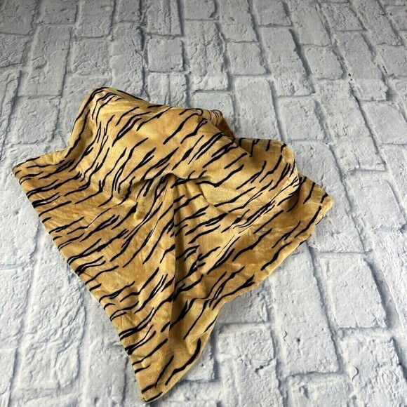 Musical Tiger Lovey Soft Square Orange Black 15 By 15, Detachable Music Device - Picture 6 of 14